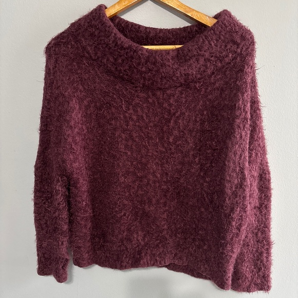 Express crop sweater women’s size xs x-small furry fuzzy - Picture 1 of 4